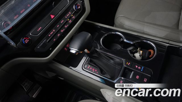 Kia Canival 2019 — photo 9