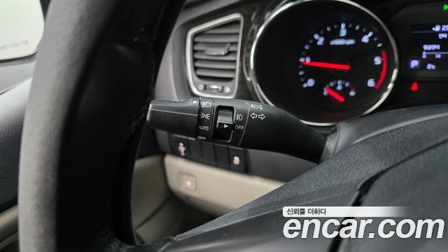 Kia Canival 2019 — photo 15