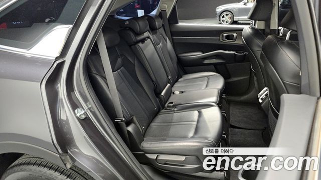 Kia Sorento 2023 — photo 12
