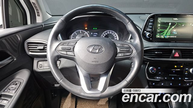 Hyundai Santafe 2019 — photo 15
