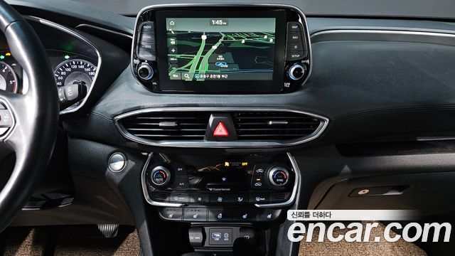 Hyundai Santafe 2019 — photo 16