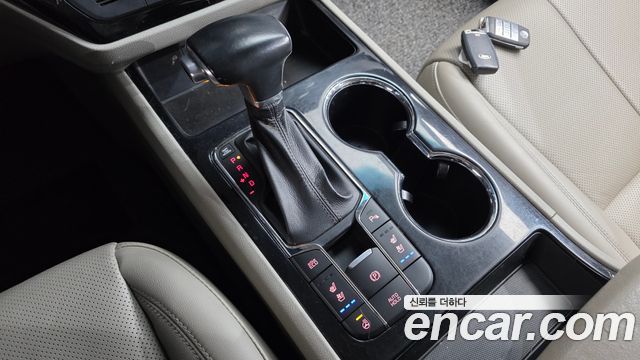 Kia Canival 2019 — photo 9