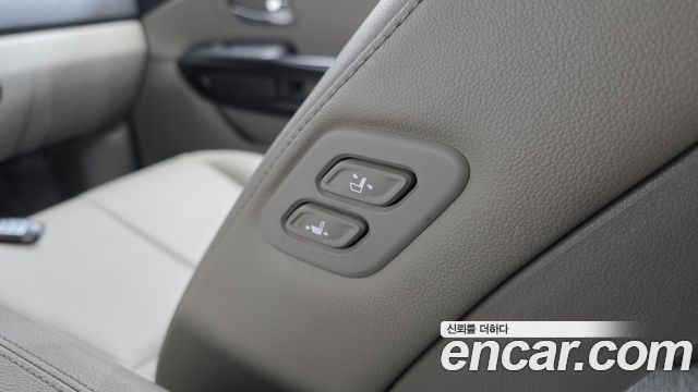 Kia Canival 2019 — photo 17