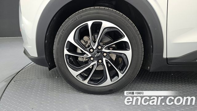 Chevrolet Korea 볼트 EUV 2023 — photo 5