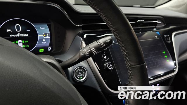 Chevrolet Korea 볼트 EUV 2023 — photo 19