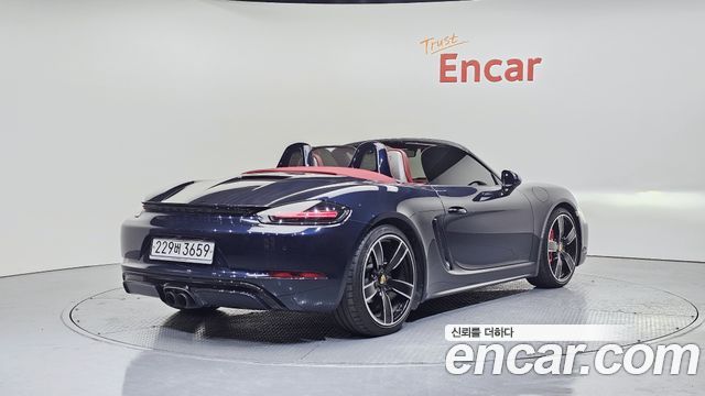 Porsche 718 2019 — photo 2