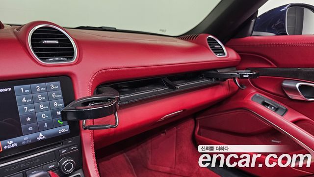 Porsche 718 2019 — photo 17