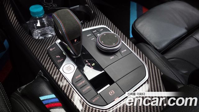 BMW 1-Series 2022 — photo 9