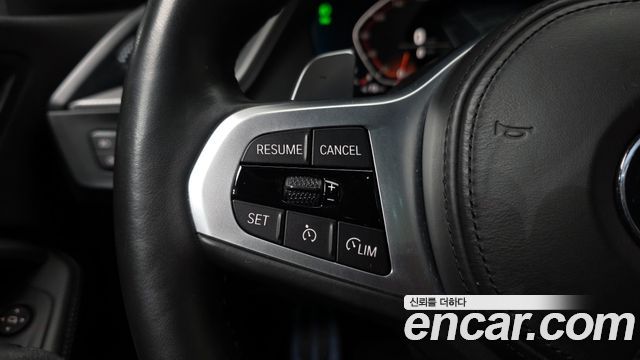 BMW 1-Series 2022 — photo 14