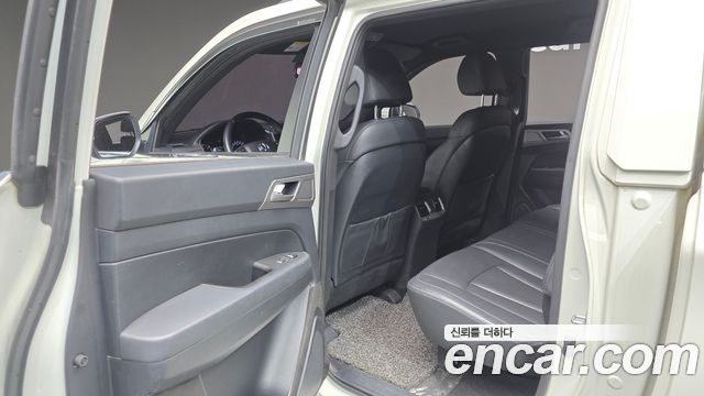 KG Mobility Rexton 2019 — photo 17