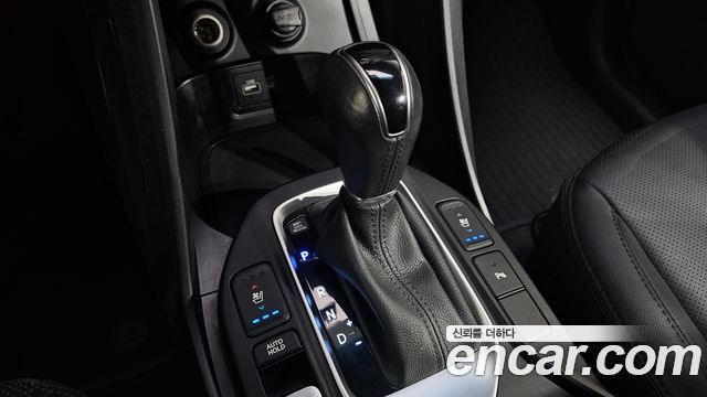 Hyundai Santafe 2018 — photo 9
