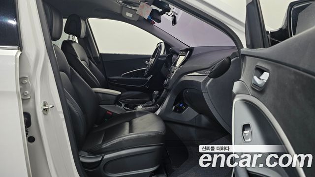 Hyundai Santafe 2018 — photo 10