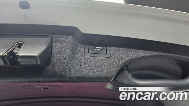 Hyundai Santafe 2018 — photo 20