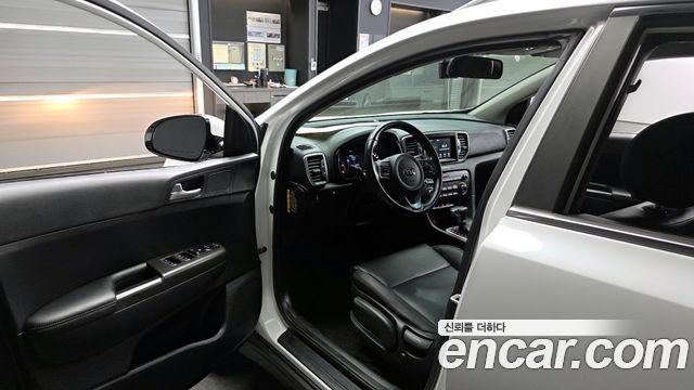 Kia Sportage 2016 — photo 10