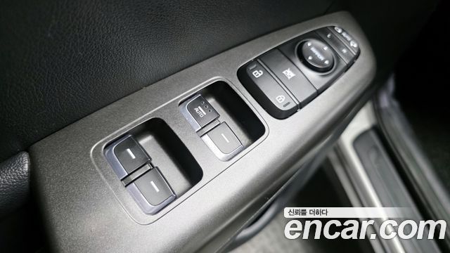 Kia Sportage 2016 — photo 14
