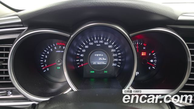 Kia K5 2014 — photo 8