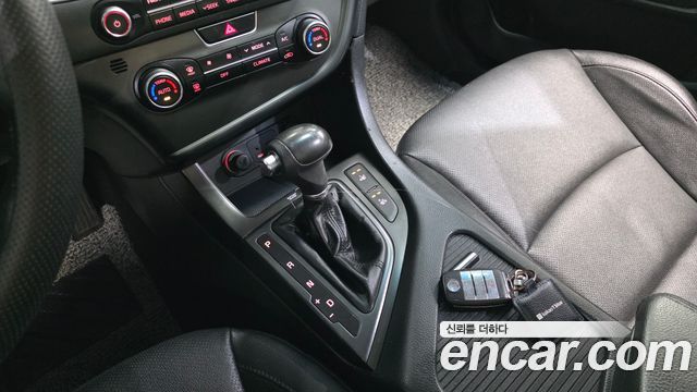 Kia K5 2014 — photo 9