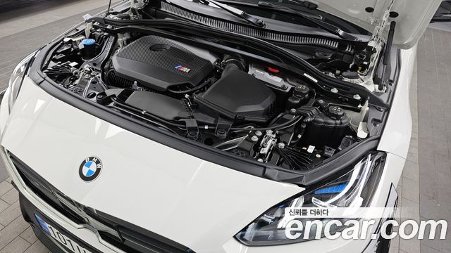 BMW 1-Series 2025 — photo 6