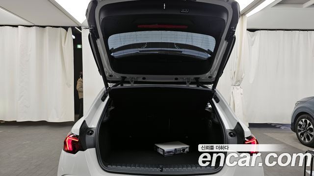 BMW 1-Series 2025 — photo 20