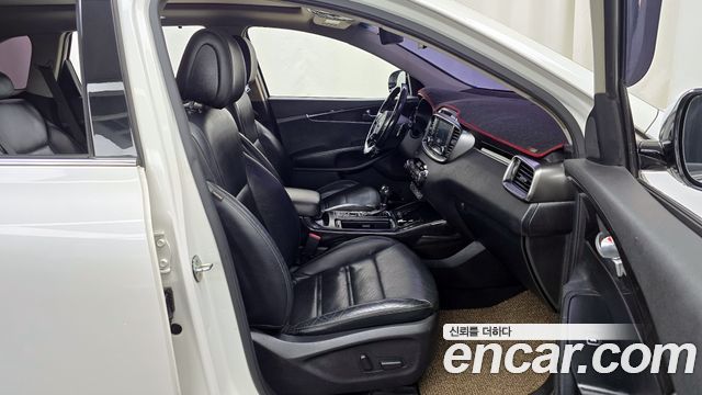 Kia Sorento 2016 — photo 10