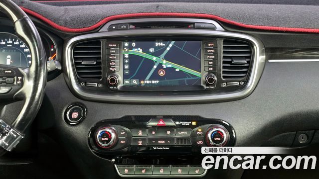 Kia Sorento 2016 — photo 12