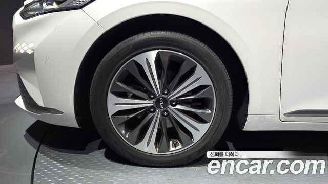 Kia K8 2022 — photo 5