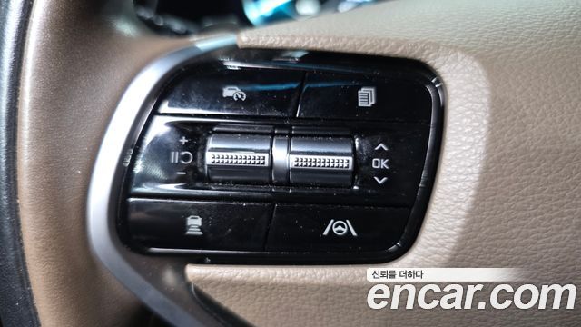 Kia K8 2022 — photo 17