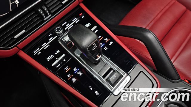 Porsche Cayenne 2023 — photo 9