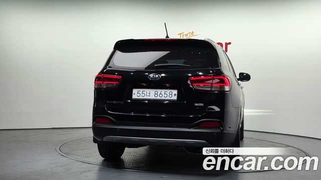 Kia Sorento 2016 — photo 4