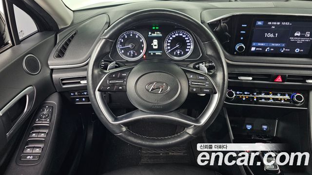 Hyundai Sonata 2022 — photo 13