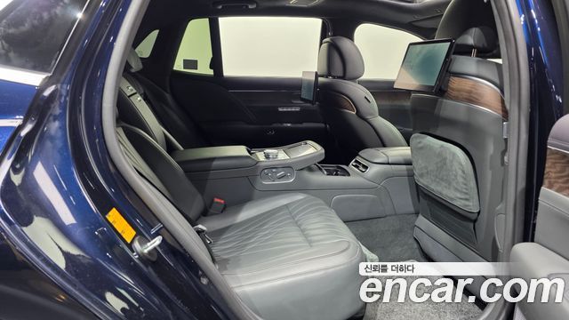 Genesis G90 2022 — photo 12