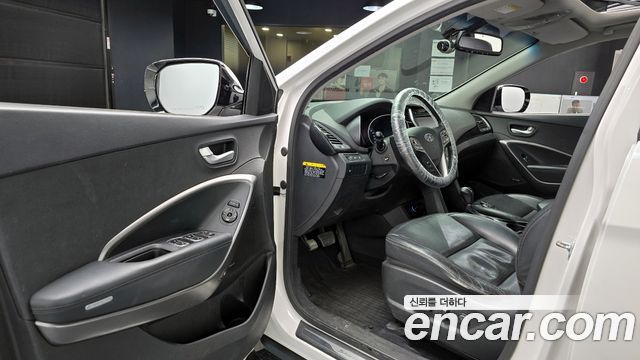 Hyundai Santafe 2014 — photo 11