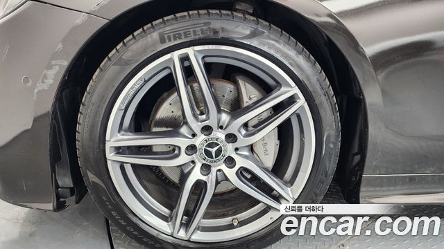 Mercedes-Benz E-Class 2019 — photo 5