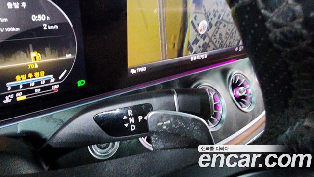 Mercedes-Benz E-Class 2019 — photo 9