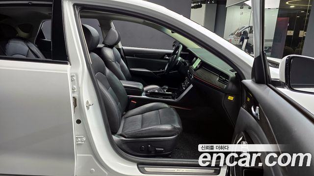 Kia K7 2020 — photo 10
