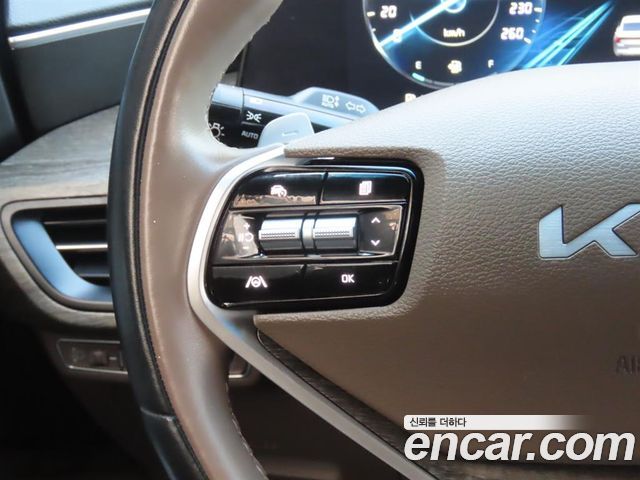 Kia K8 2022 — photo 11