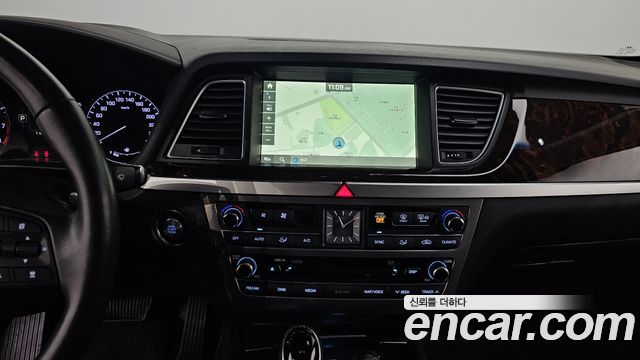 Hyundai Genesis 2016 — photo 14