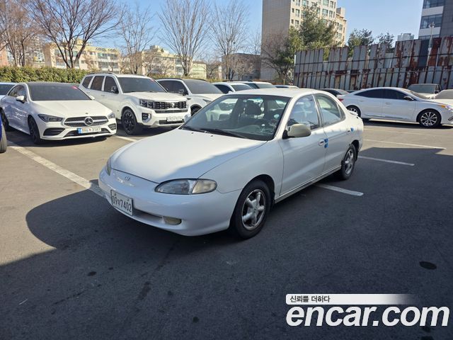 Hyundai AVANTE 1997 — photo 2