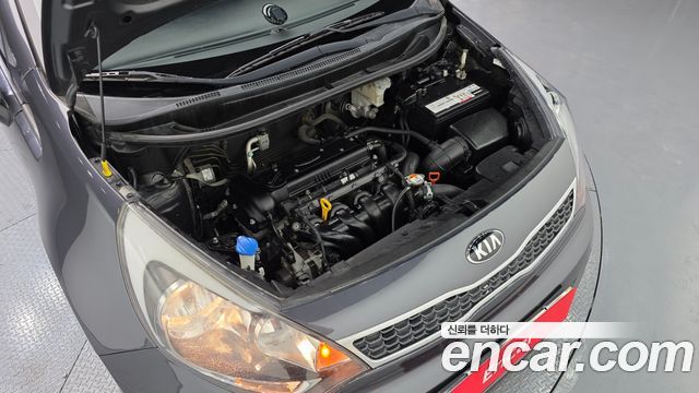 Kia pride 2016 — photo 6