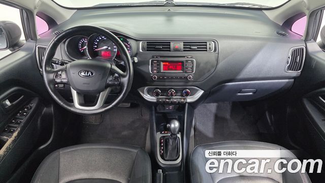 Kia pride 2016 — photo 7