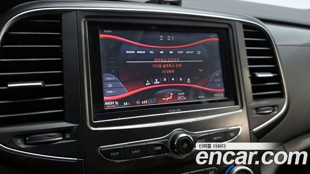 Renault Korea SM6 2017 — photo 17