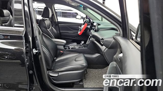 Hyundai Santafe 2019 — photo 11