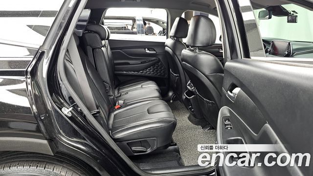 Hyundai Santafe 2019 — photo 12
