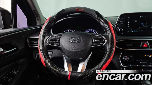 Hyundai Santafe 2019 — photo 13