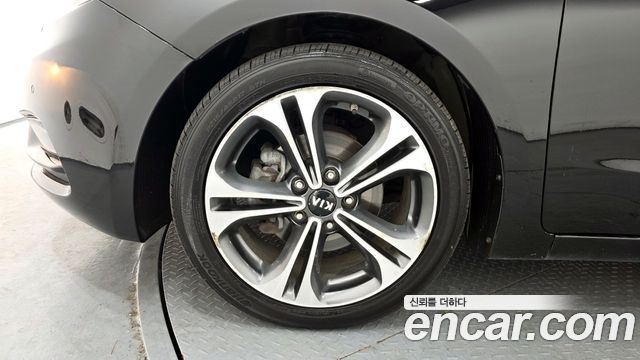 Kia K3 2013 — photo 5