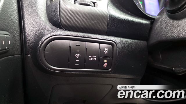 Kia K3 2013 — photo 18