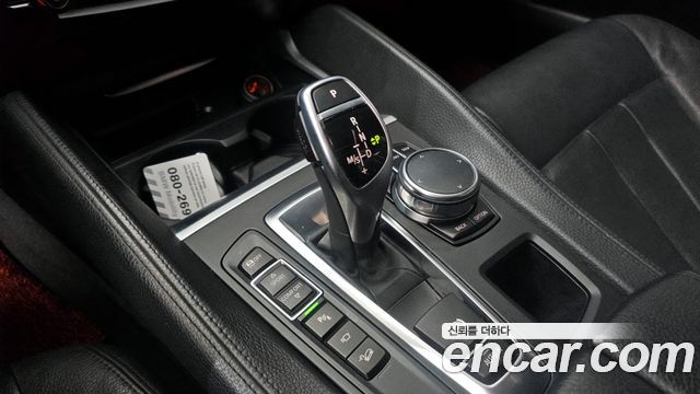 BMW X6 2017 — photo 9
