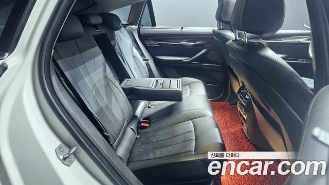 BMW X6 2017 — photo 12
