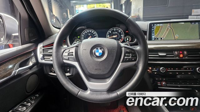 BMW X6 2017 — photo 14
