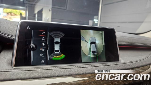 BMW X6 2017 — photo 16